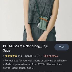 Color block knitted pouch